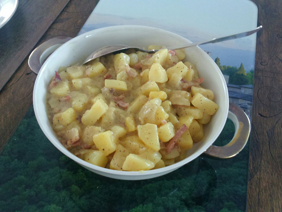 Warmer Kartoffelsalat nach Oma Schnurr von Jennilie| Chefkoch