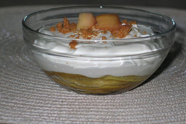 Apfel-Mascarpone-Creme mit Amarettini von Gina89| Chefkoch Apfel-Mascarpone-Creme mit Amarettini von Gina89| Chefkoch