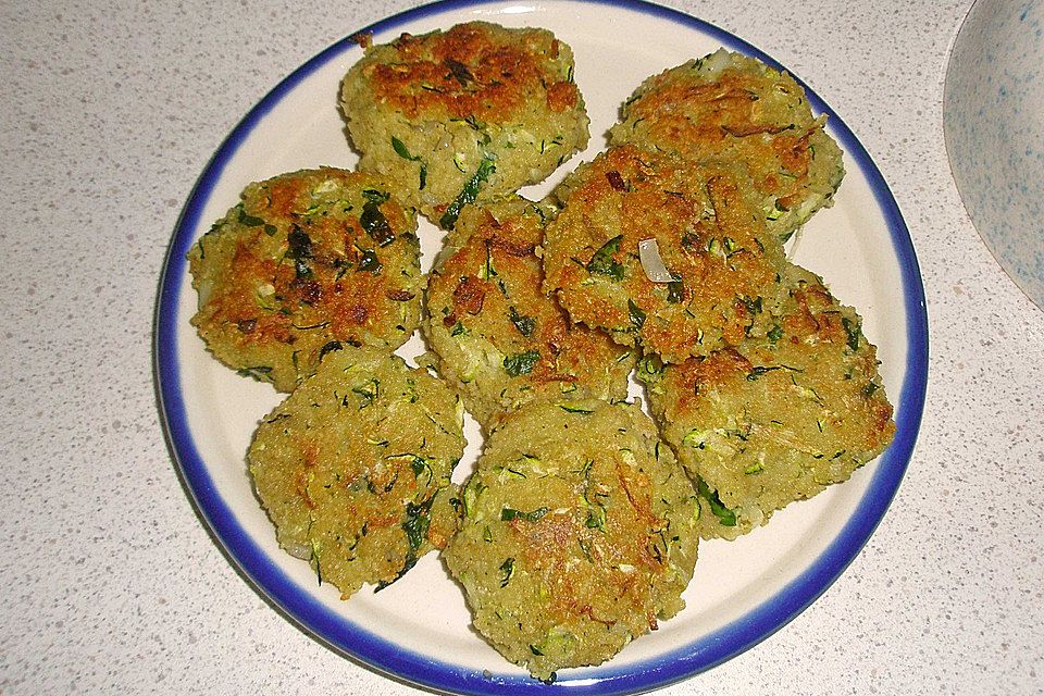 Zucchini-Couscous-Frikadellen