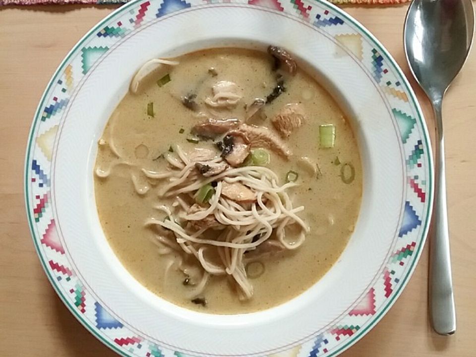 Mie Nudelsuppe mit Hähnchenbrust| Chefkoch