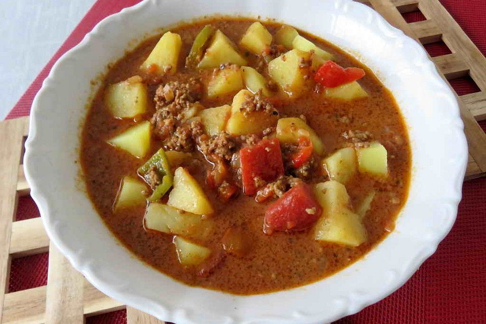 Kartoffel-Paprika-Suppe mit Hackfleisch