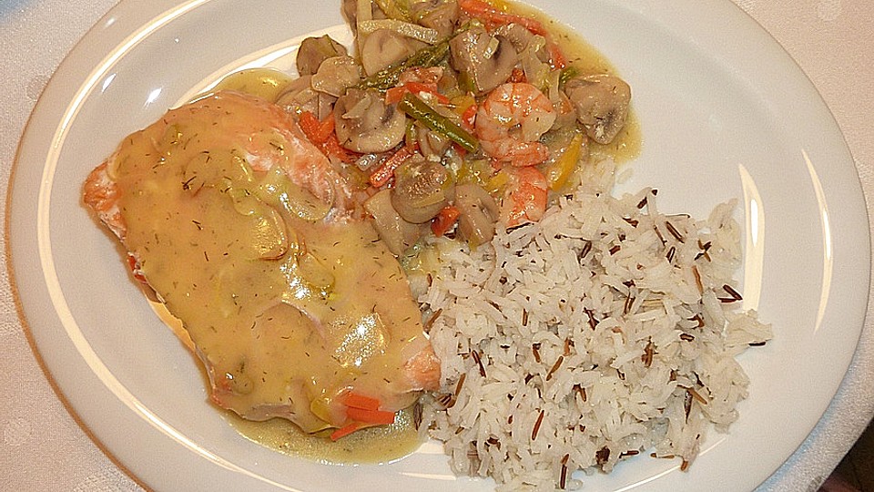 Lachs mit Scampi-Gemüse-Ragout und Dill-Honig-Senf-Soße-image