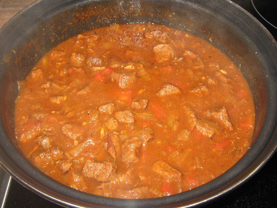 Malzbiergulasch von Oma von zauberfee555 | Chefkoch