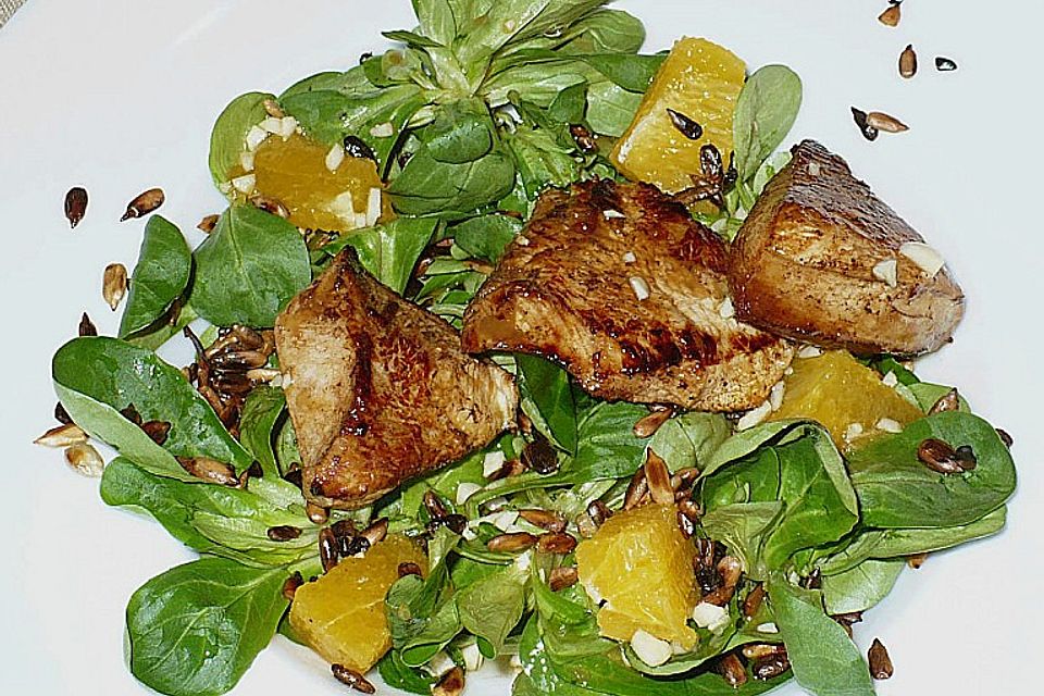 Feldsalat mit Putenbrustfilet und Orangen - Vinaigrette