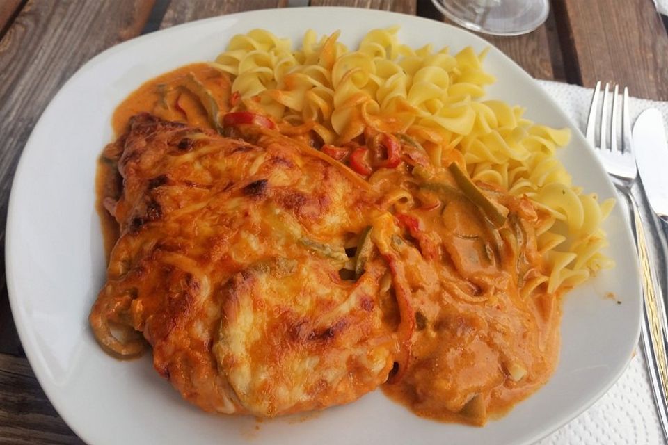 Paprika-Sahne-Hähnchen