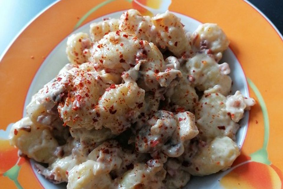 Gnocchi in Sahne-Champignon-Soße