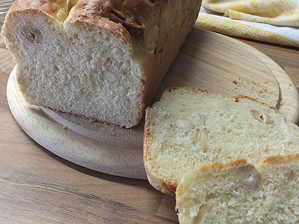 Schnelles Weizenbrot mit Pekannüssen von Koelkast| Chefkoch