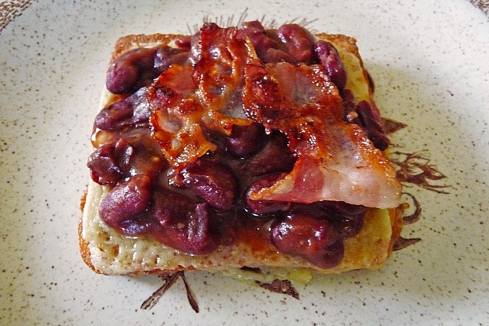 Baked Beans on Cheese-French-Toast