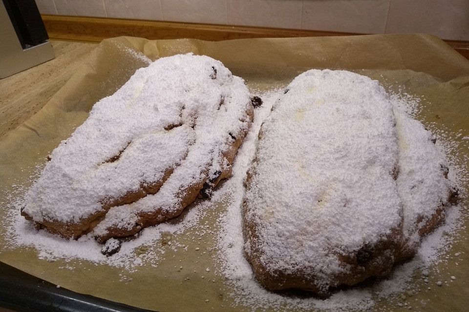 Idiotensicherer Quark-Marzipan Stollen