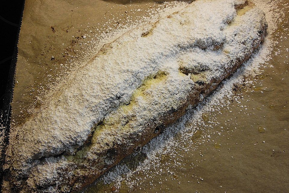 Idiotensicherer Quark-Marzipan Stollen