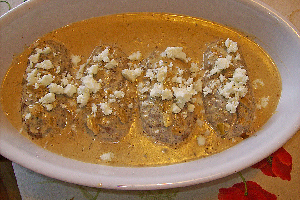 Bifteki in Metaxa-Sahne-Sauce