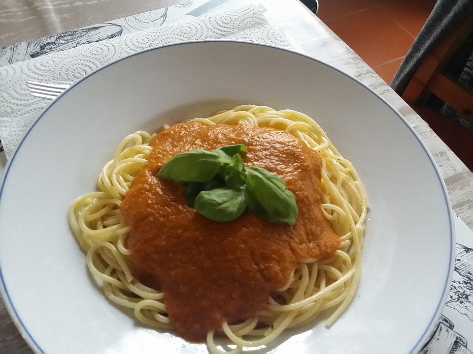 Vollkornspaghetti mit Gemüsesoße von RegenbogenCupCake | Chefkoch