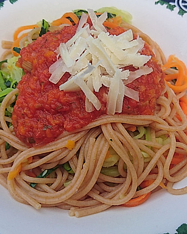Vollkornspaghetti mit Gemüsesoße