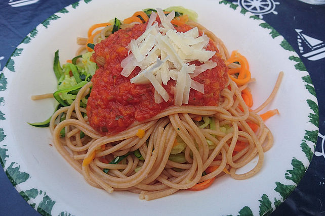 Vollkornspaghetti mit Gemüsesoße von RegenbogenCupCake| Chefkoch