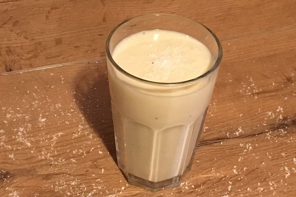 Ananas-Kokos-Bananen Smoothie