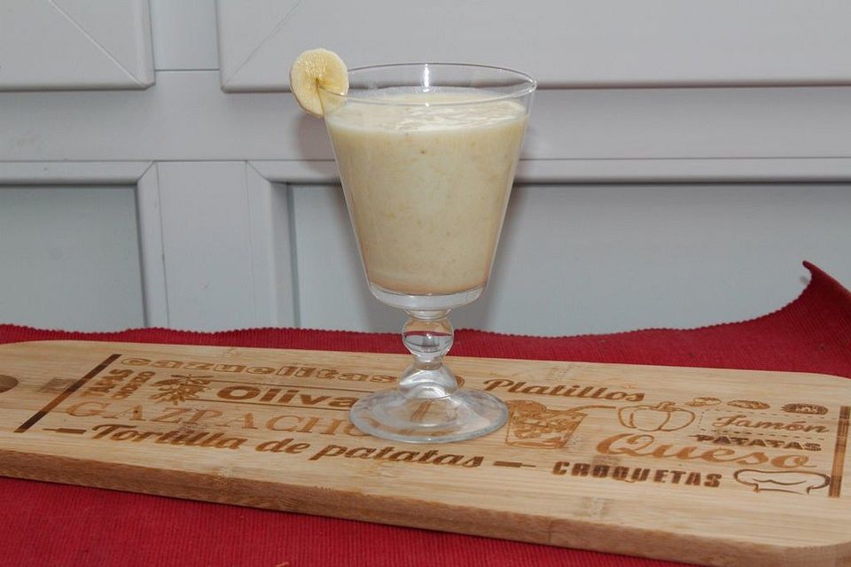 Ananas-Kokos-Bananen Smoothie