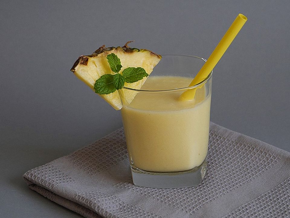 Ananas-Kokos-Bananen Smoothie von Jessiebes| Chefkoch