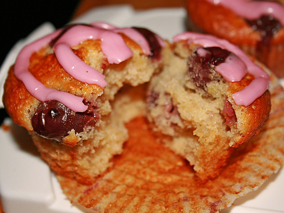 Kirsch-Mandel Muffins von AnnasKramkiste| Chefkoch