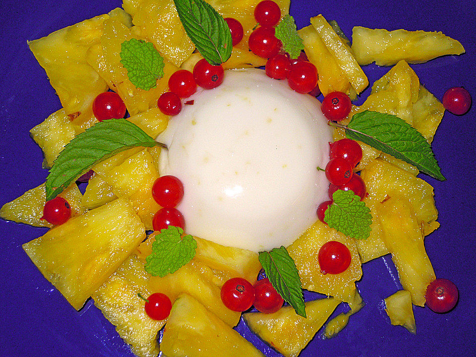 Kokospudding mit Ananas und Minze von riga53| Chefkoch