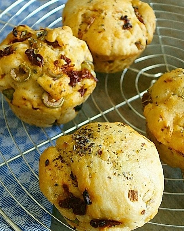 Oliven-Tomaten-Muffins