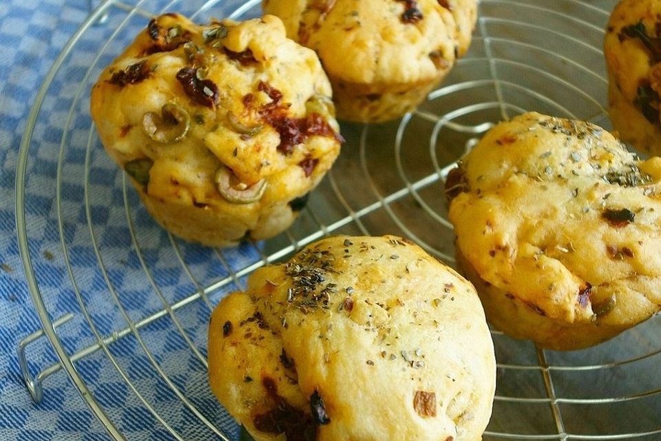 Oliven-Tomaten-Muffins