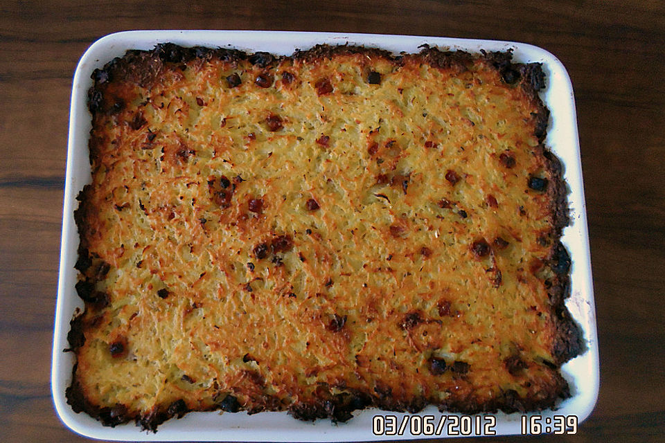 Kartoffelkuchen mit Rote Bete-Salat