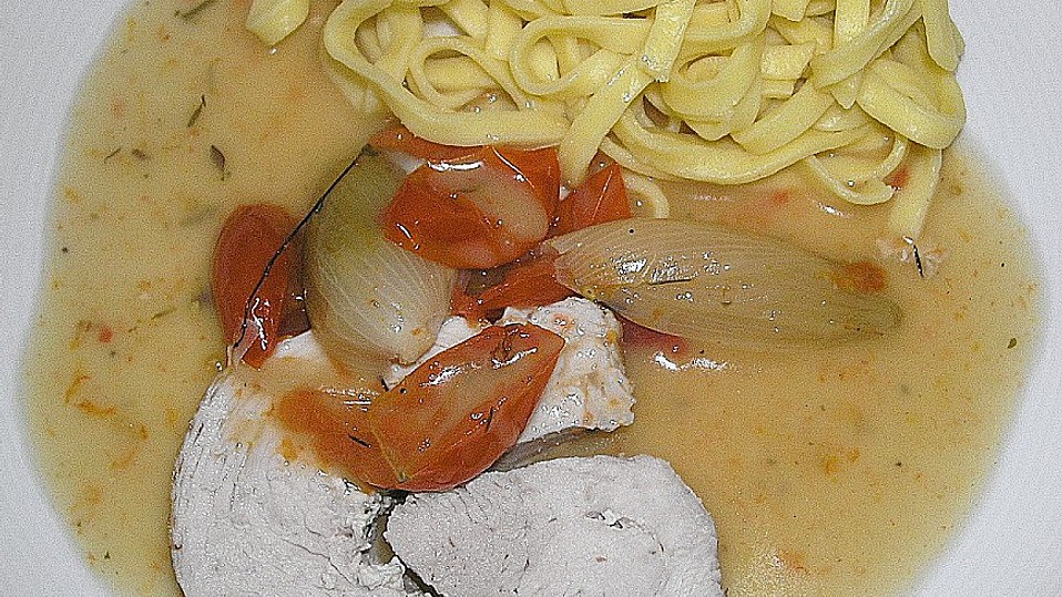 Gefüllter Putenrollbraten im Sherry - Tomaten - Sud von Dragonfly-Lady