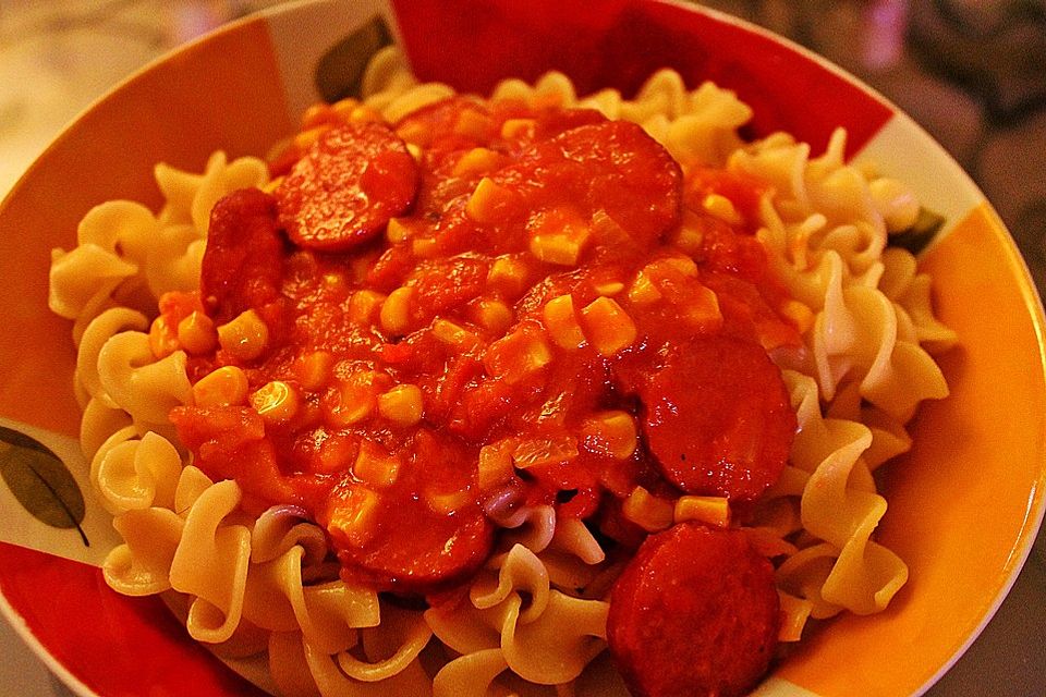 Pasta mit scharfer Barbecuesoße