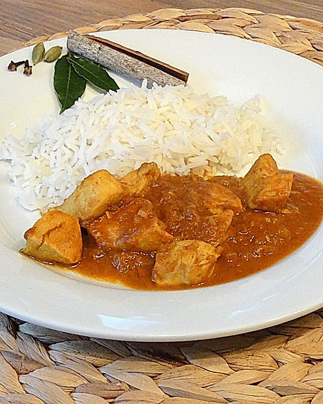 Scharfes indisches Hähnchen-Curry