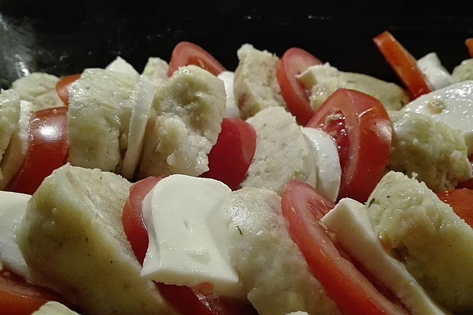 Knödelauflauf Caprese