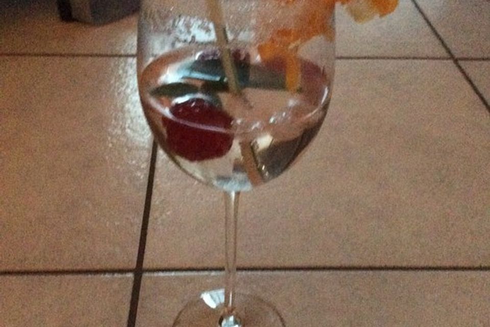 Lillet Berry mit Prosecco