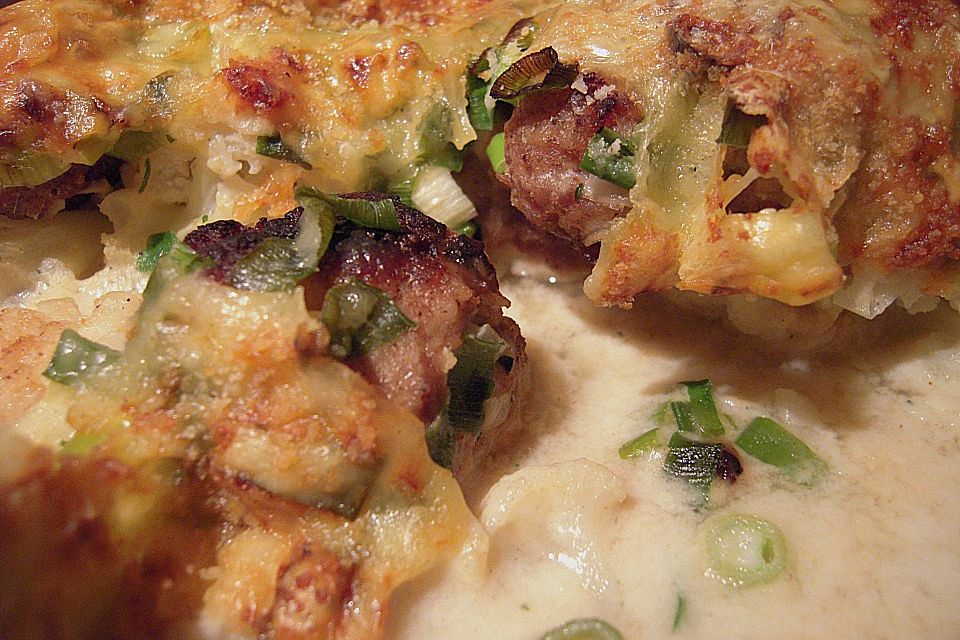 Blumenkohlauflauf mit Hackbällchen Blumenkohlauflauf mit Hackbällchen
