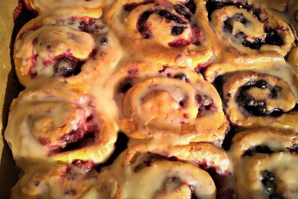 Himbeer Swirl Rolls