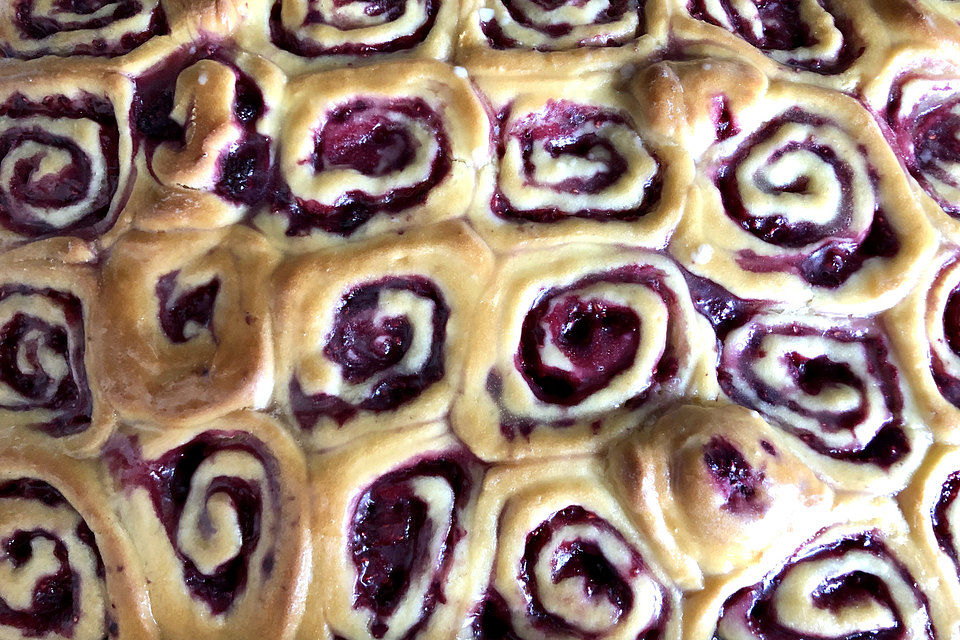 Himbeer Swirl Rolls