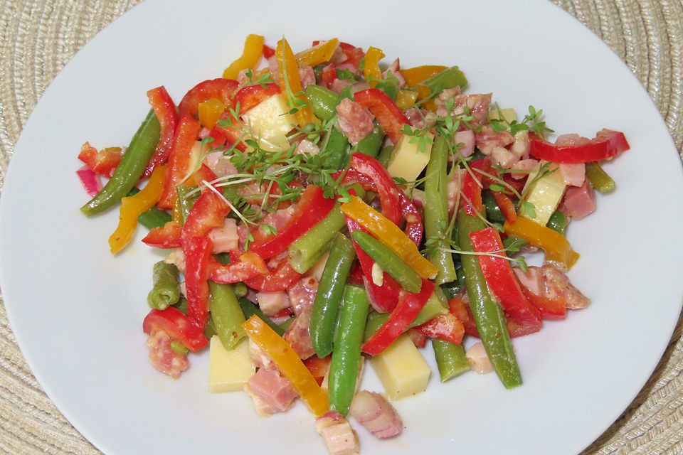 Pikanter Wurstsalat mal ganz anders