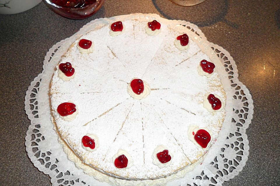 Himbeer-Käsesahne-Torte