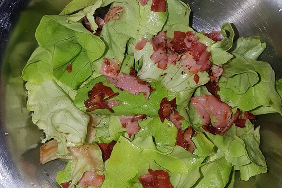 Speck-Dressing für Kopfsalate