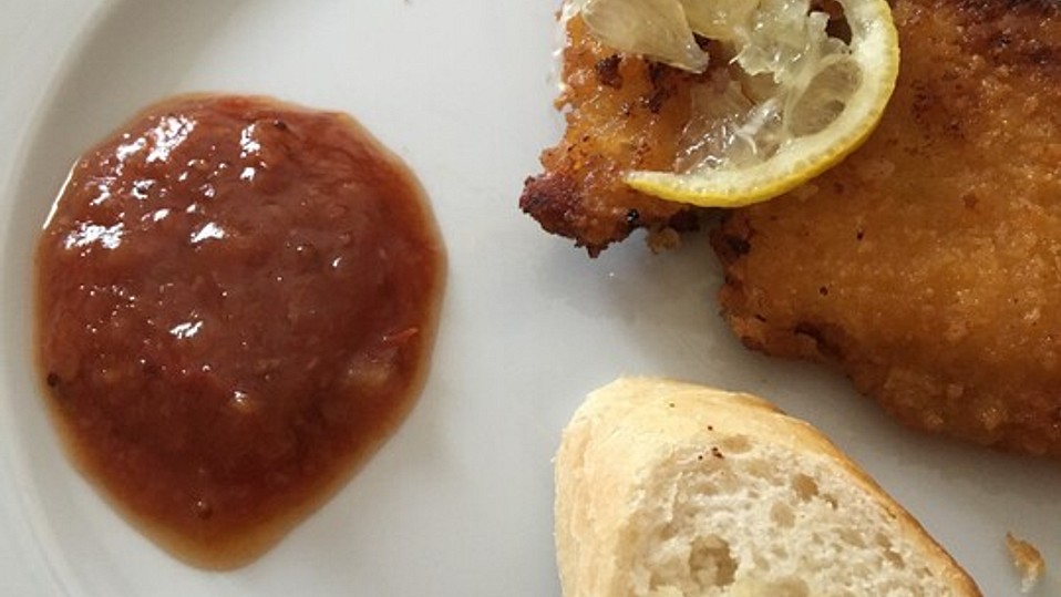 Pikantes Tomaten-Pfirsich-Chutney von Aurora Pikantes Tomaten-Pfirsich-Chutney von Aurora