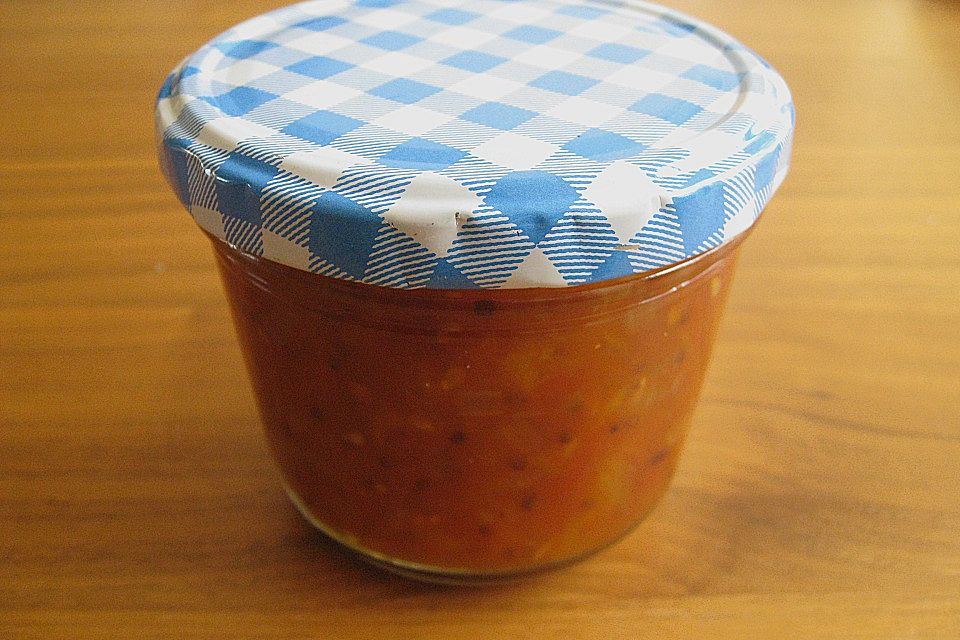 Pikantes Tomaten-Pfirsich-Chutney