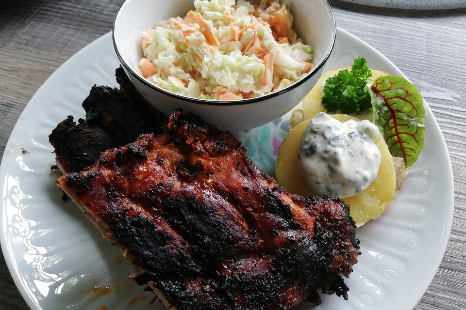 Amerikanische BBQ Spareribs die auf der Zunge zergehen