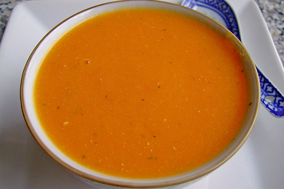 Karotten-Orangen-Suppe