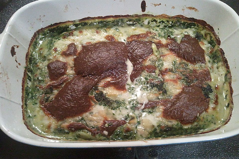 Spinat-Kartoffel-Gratin mit Gorgonzolasauce