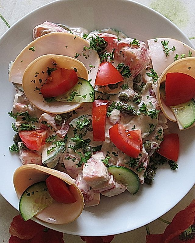 Tomaten-Salat mit Thunfischsoße