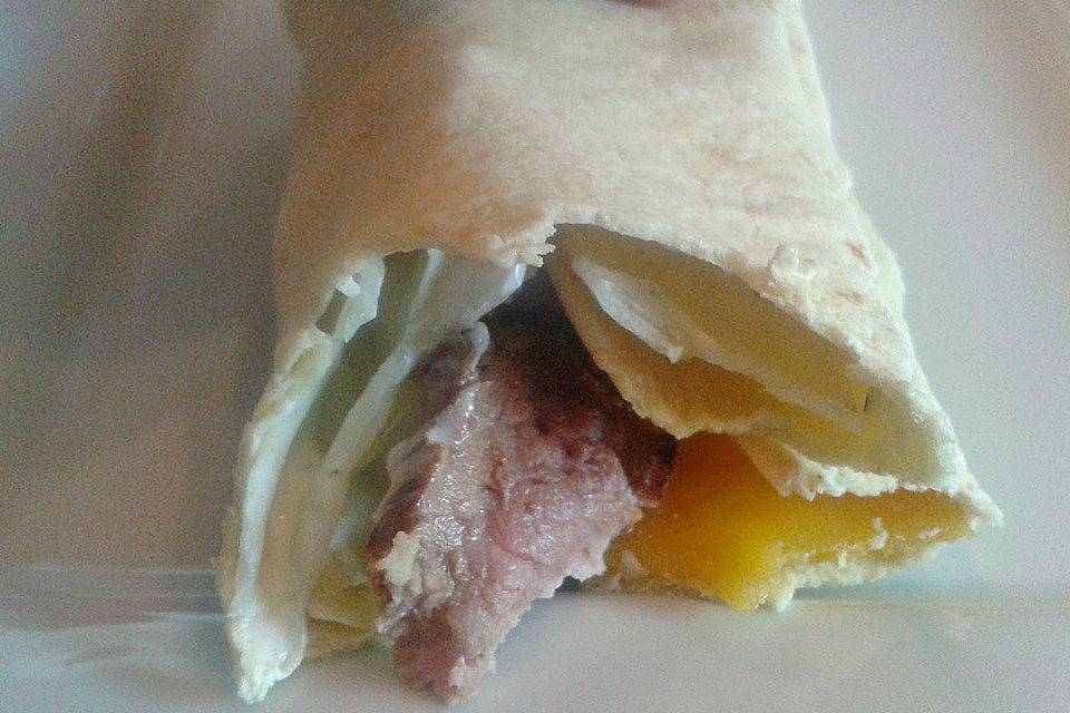 Wraps mit Schweinefilet und Mango