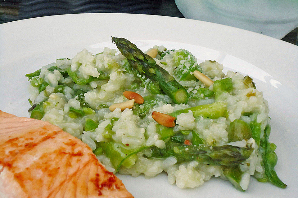 Spargel-Zuckerschoten-Risotto