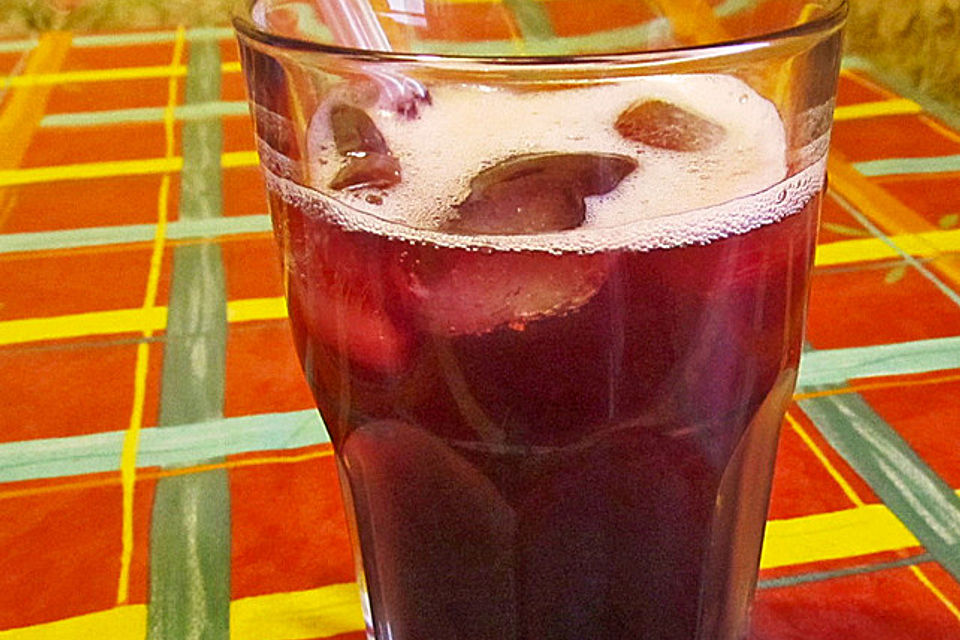 Eisgekühlter Glühwein-Sekt Eisgekühlter Glühwein-Sekt