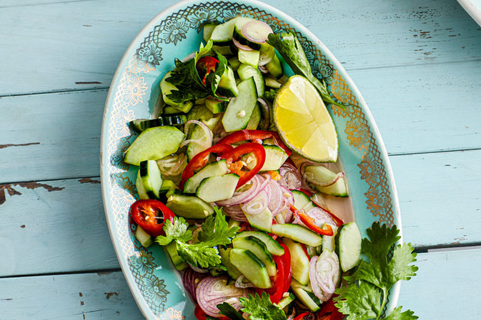 Ajad - Thailändischer Gurkensalat als Beilage