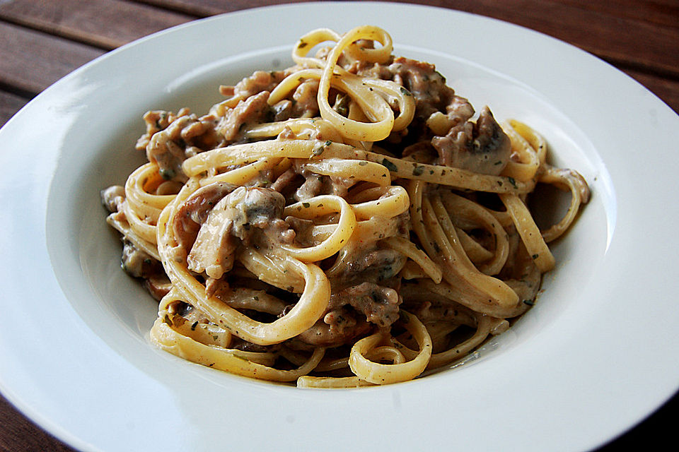 Spaghetti mit Jägersoße