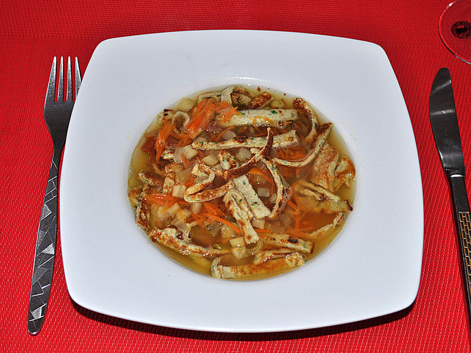 Buchweizen-Kräuter-Pfannkuchen-Röllchen von inwong| Chefkoch