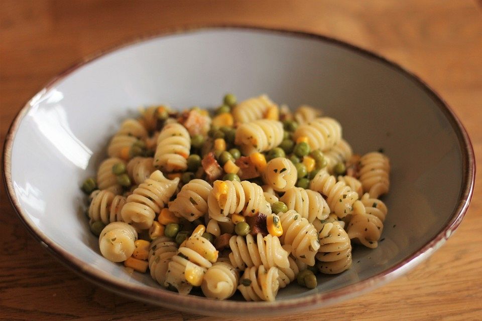 "Typisch deutscher" Nudelsalat - vegan